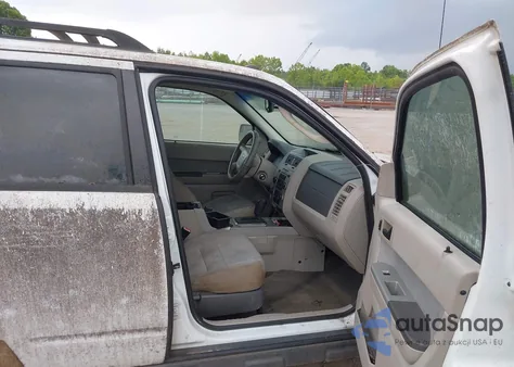 2011 Ford Escape Xlt from USA, damaged, VIN 1FMCU0D71BKC12997